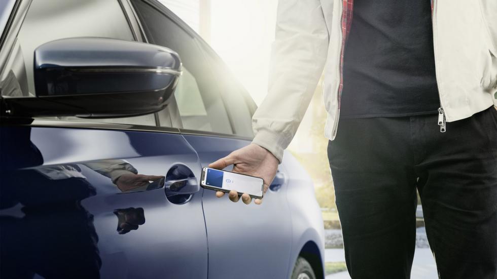 BMW iPhones and Car Keys